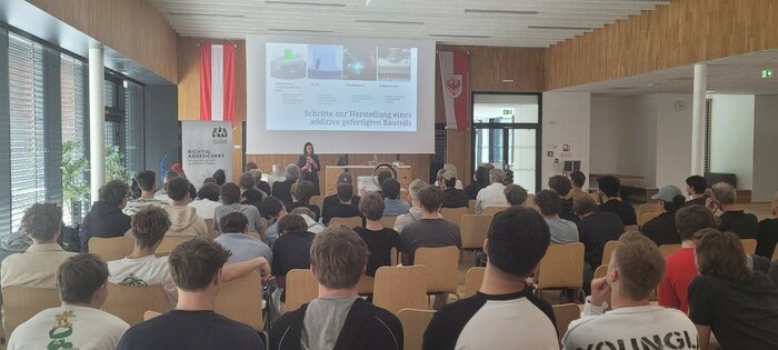 Fachvortrag der FRONIUS INTERNATIONAL GmbH zum Thema „Metall-3D-Druck“ & „Tag der offenen Tür“ an der Versuchsanstalt für Maschinenbau – HTL Anichstraße