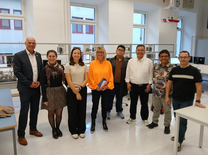 Hoher internationaler Besuch – HTL Anichstraße
