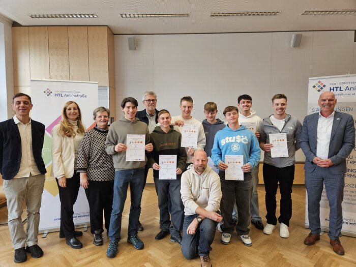 Ehrung der Preisträgerinnen und Preisträger der Entrepreneurship-Week 2025 – HTL Anichstraße